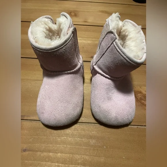 Baby ugg on sale size 4